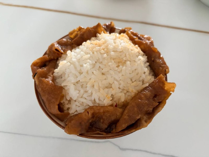 肥牛饭，粉丝先吃