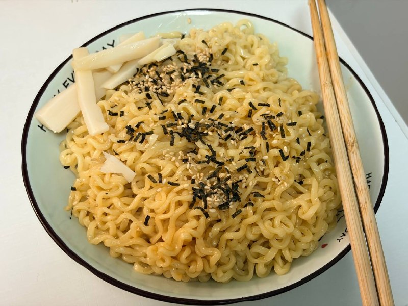 两包，但是家里没有可以配着吃的小零食了