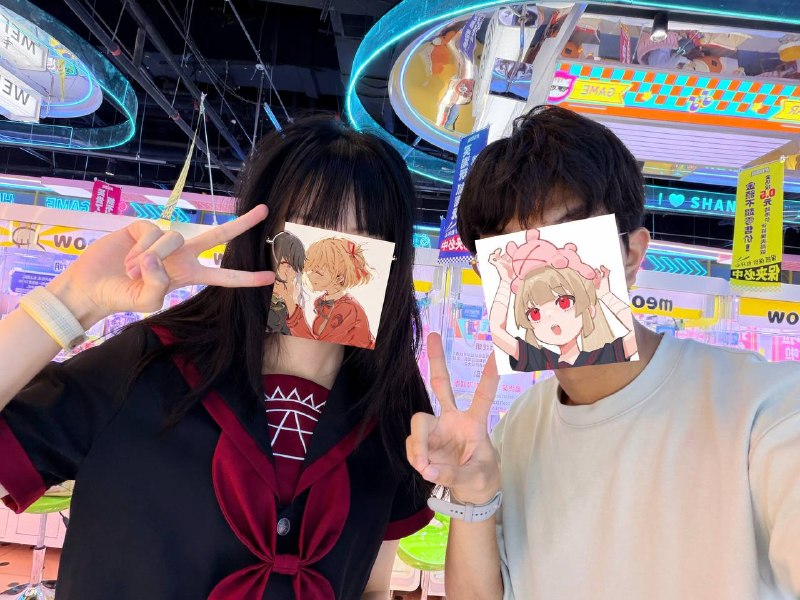 上海day6和@雪柰 去世纪汇出勤了（机况有点差p5是四个月之前的赛博拼机和p6这次打的对比好像没有变化）上海day6和@雪柰 去世纪汇出勤了（机况有点差p5是四个月之前的赛博拼机和p6这次打的对比好像没有变化）