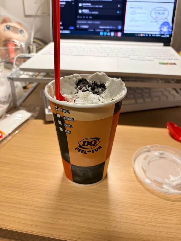 因为我说我想吃冰淇淋，@祈就偷偷给钱点了dq因为我说我想吃冰淇淋，@祈就偷偷给钱点了dq