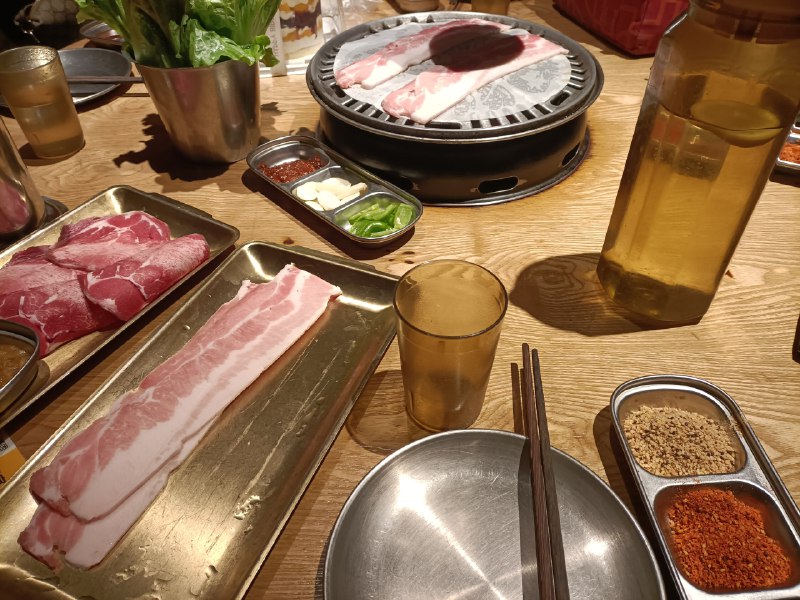 吃烤肉+给我姐过生日吃烤肉+给我姐过生日