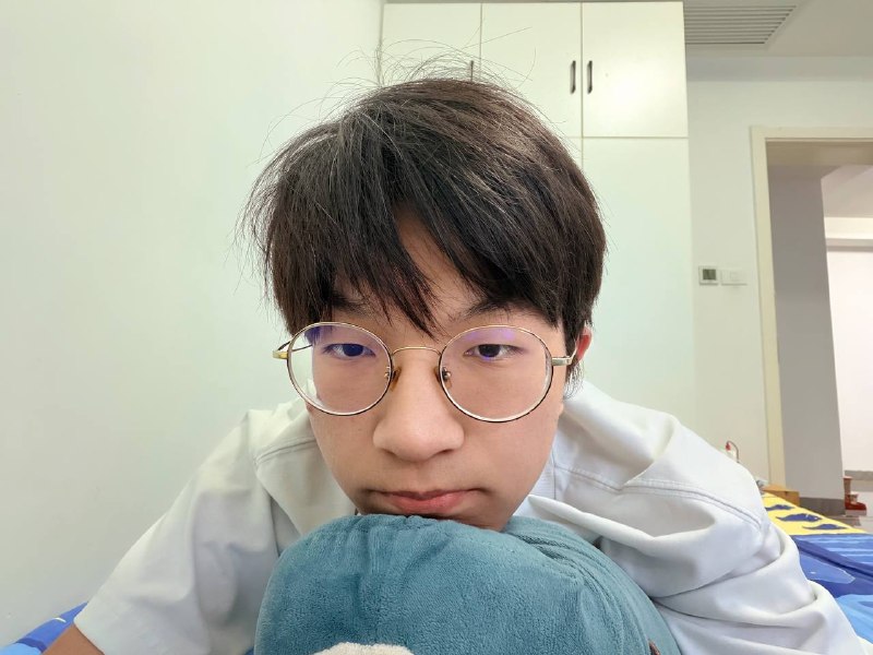 仇人看到我长这个样子也会笑出声的吧