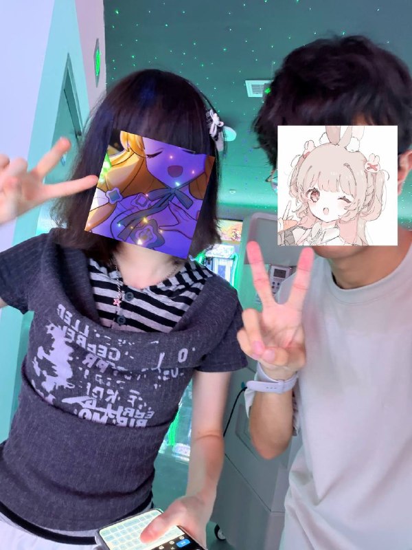 上海day1和@依梦面基了！长得超级美萌然后舞萌打得特别特别厉害吧！好多歌打得都比我高www感谢p4送给我的rupa！谢谢！上海day1和@依梦面基了！长得超级美萌然后舞萌打得特别特别厉害吧！好多歌打得都比我高www感谢p4送给我的rupa！谢谢！